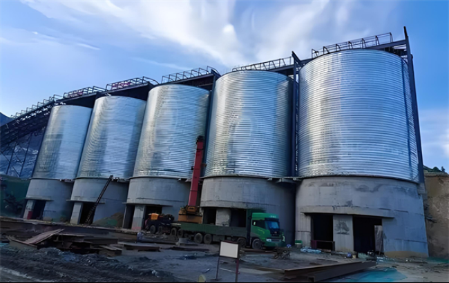 大兴安岭螺旋卷板仓施工现场